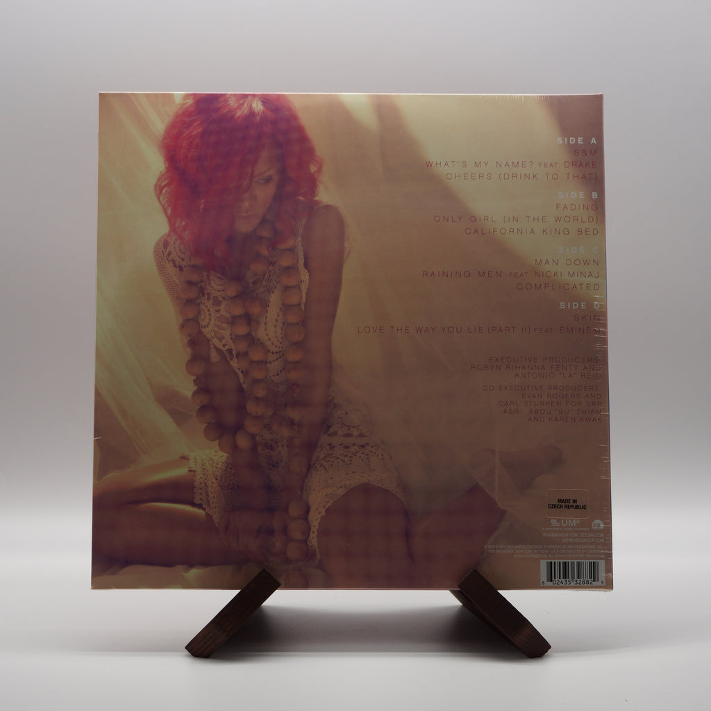 Rihanna Loud